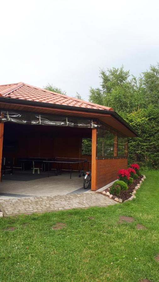 Domki Letniskowe Rekinek Ujście-Darłowskie Exteriör bild