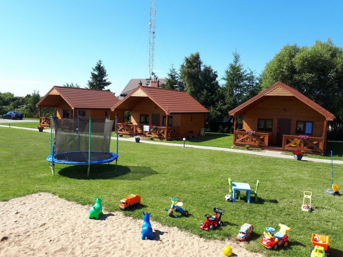 Domki Letniskowe Rekinek Ujście-Darłowskie Exteriör bild